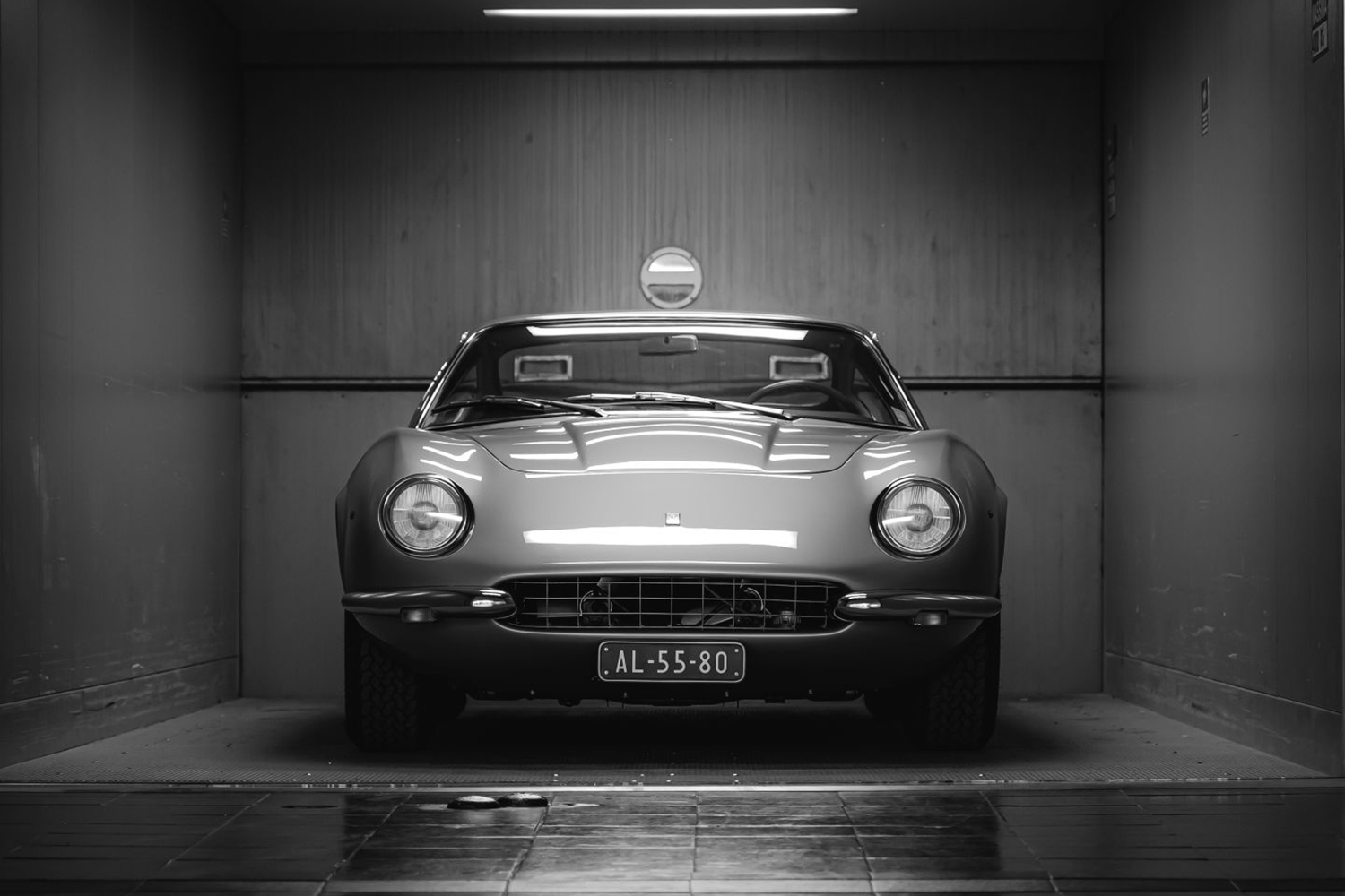 デイトナ」の愛称で知られるフェラーリ365GTB/4にはプロトタイプが存在 