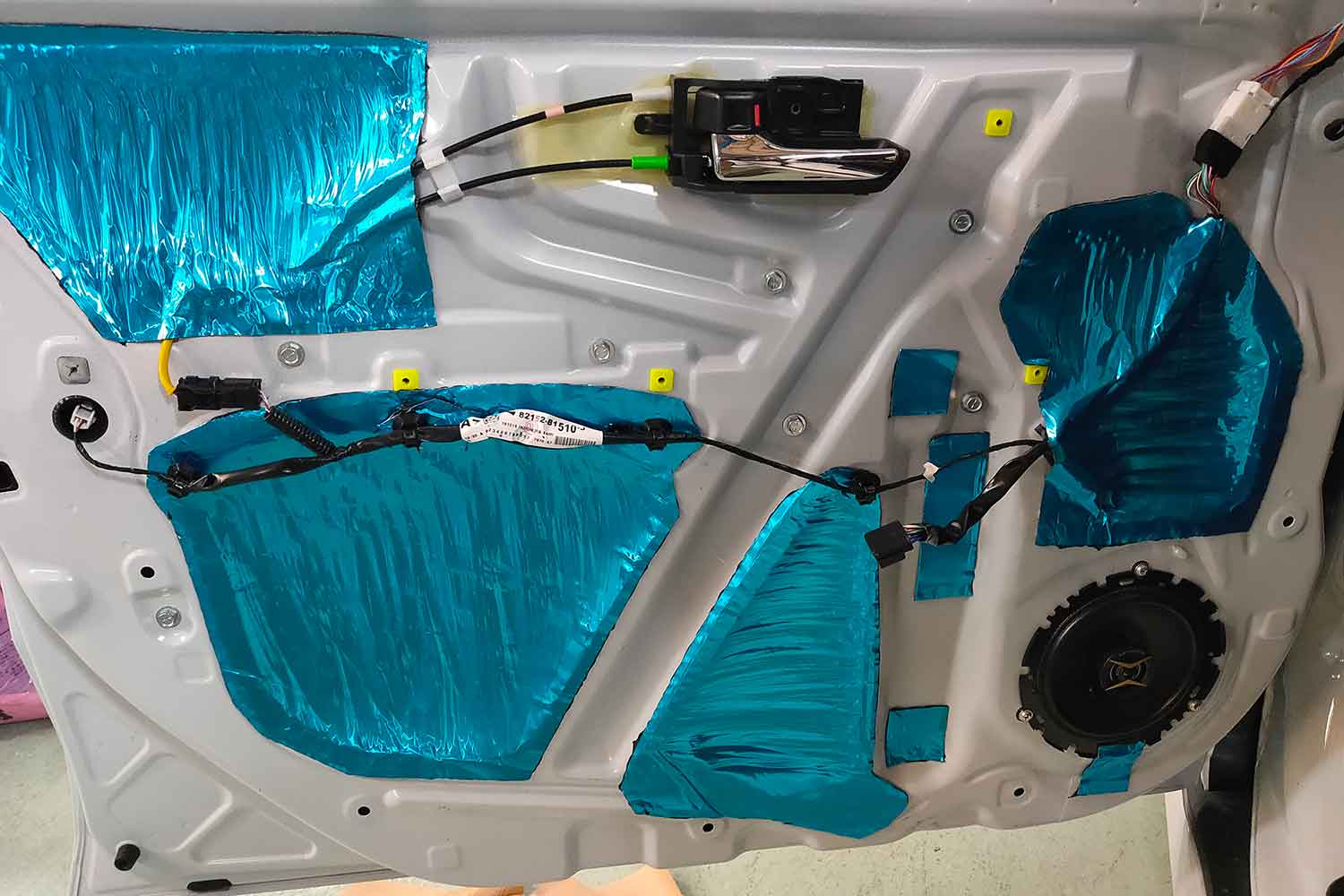 ひと手間で音質に変化！ 手軽にカーオーディオの音質を向上させる4つの方法 自動車情報・ニュース WEB CARTOP 2ページ目