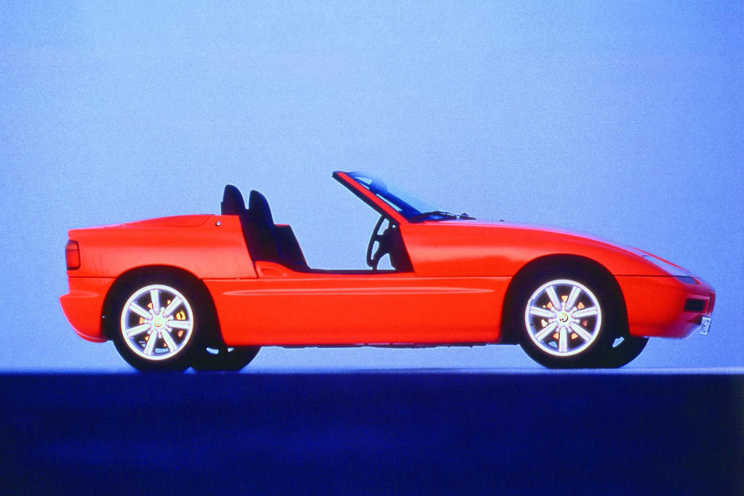 BMWの未来が託された「Z1」という奇抜すぎたロードスター 〜 画像26