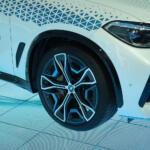 【画像】BMWは電気だけじゃなく水素にも本気！　トヨタと共同開発した燃料電池駆動システムの「iX5ハイドロジェン」にて実証実験を日本で開始 〜 画像4