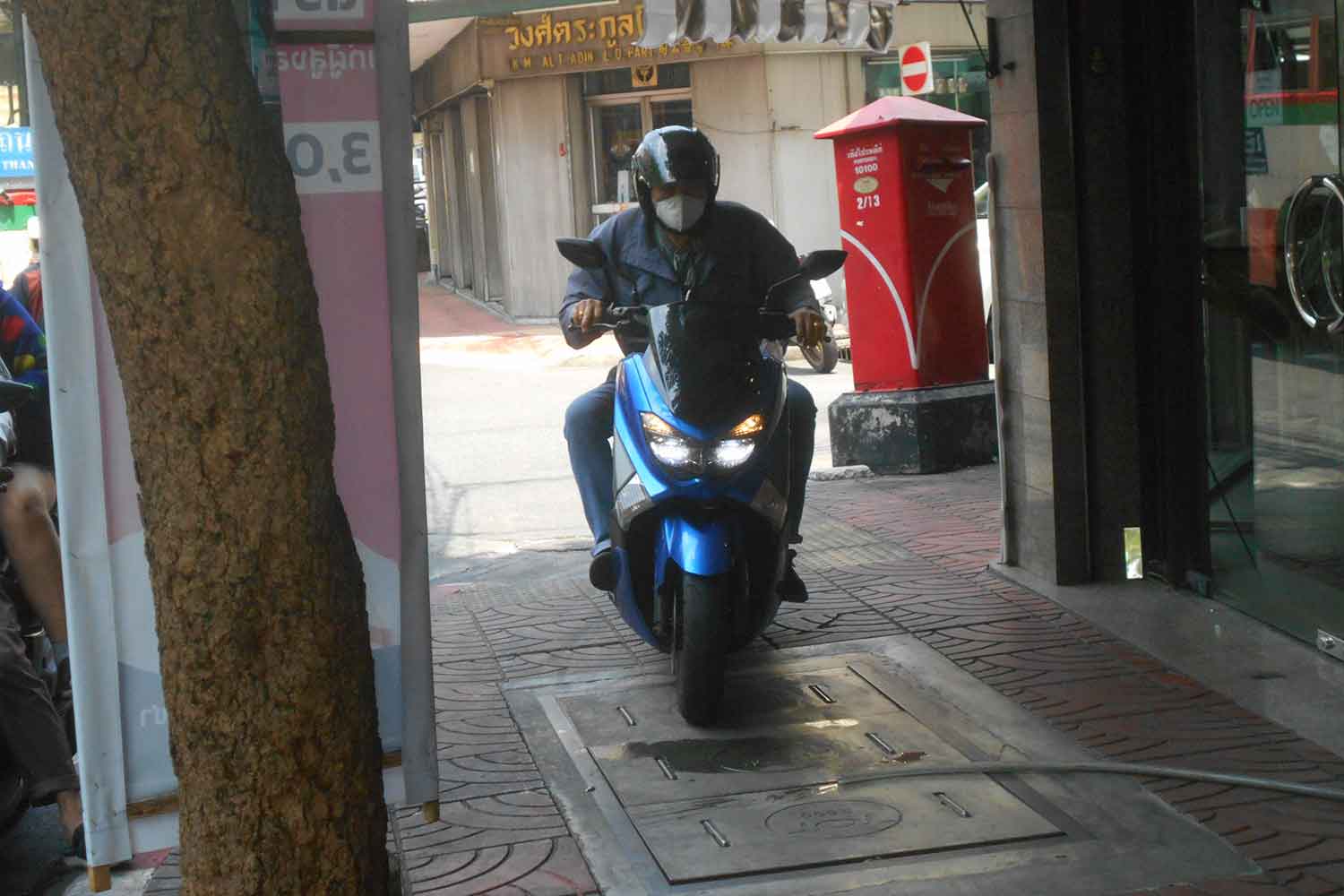 今後タイは歩道を走るオートバイをAI交通監視カメラで取り締まる 〜 画像1