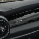 【画像】エネルギッシュなロンドンのナイトシーンをイメージした黒✕銀のグラフィックが斬新！　MINIが特別仕様車「シャドー・エディション」を発売 〜 画像1