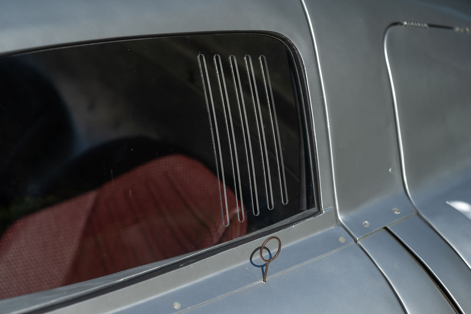 ジェームス・ディーンが事故死したことで有名なポルシェ550スパイダーにはファストバッククーペがあった 〜 画像16