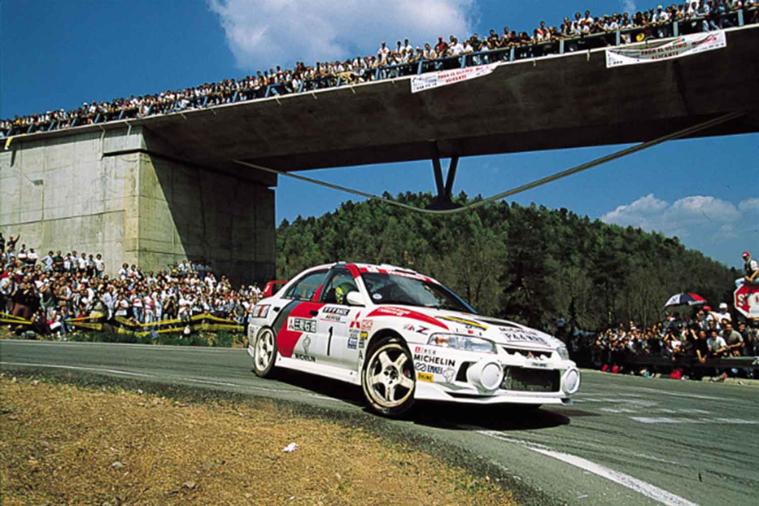 三菱ランサーエボリューションIV WRCの走行写真 〜 画像10