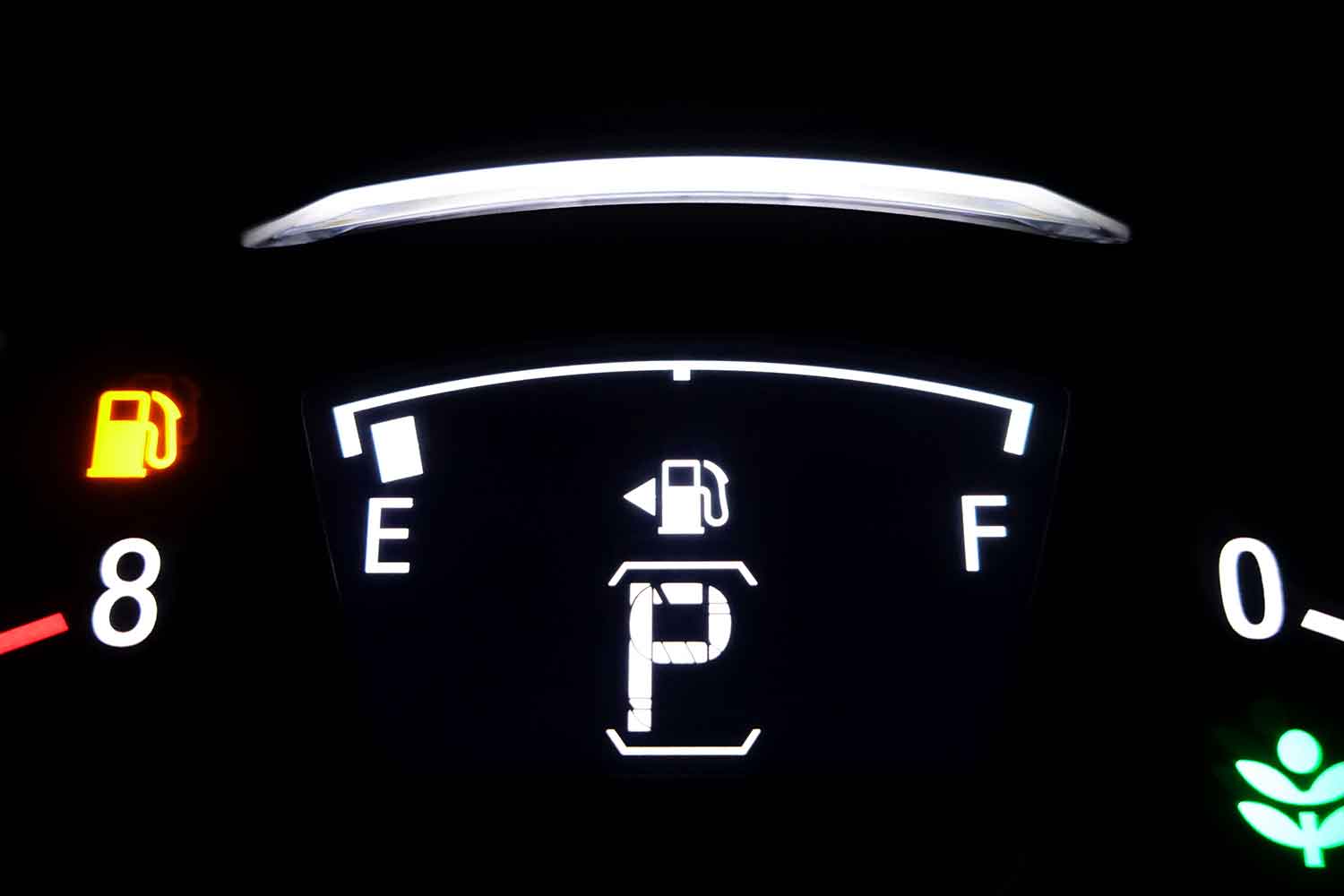 燃料残量の警告灯の点灯写真