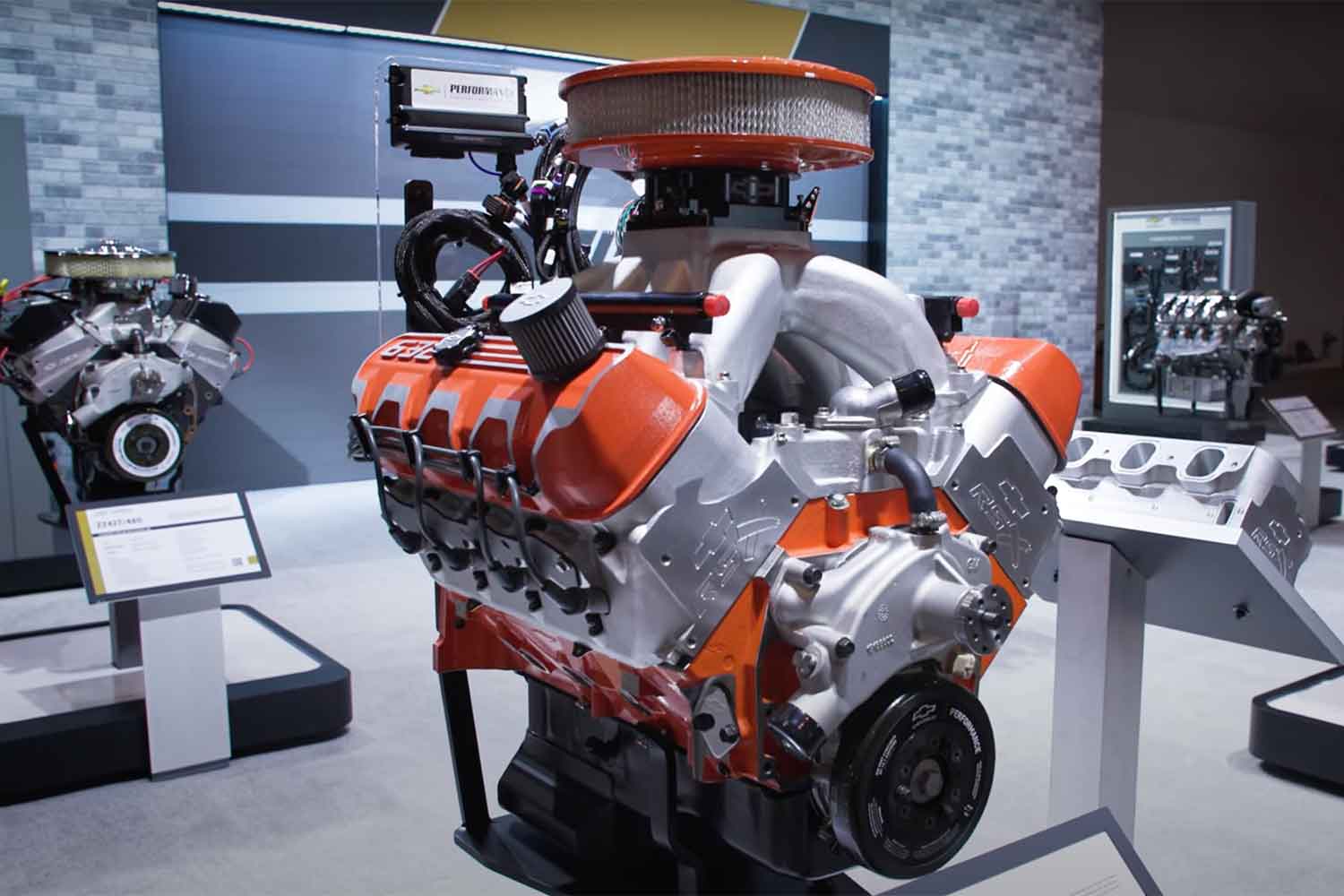 2022年のSEMAショーに展示されたクレートエンジン「ZZ632」