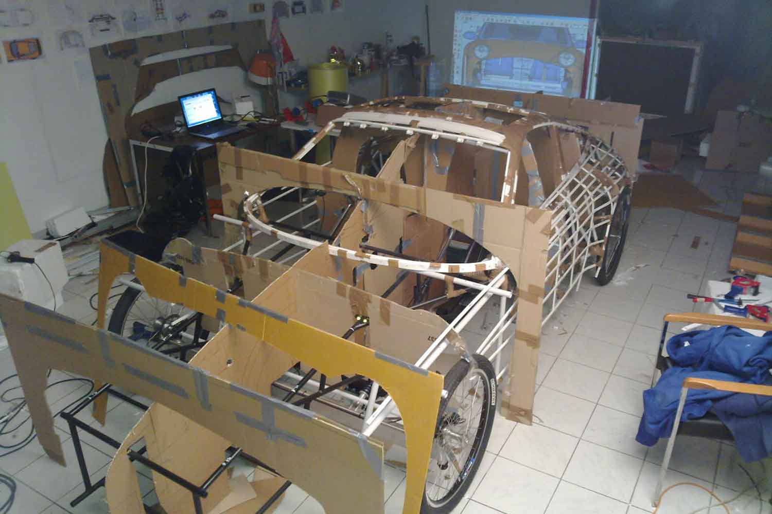 「フェルディナンドGT3 RS」の製作過程