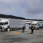 【画像】サーキットを巨大トラックが疾走!! 　ジャパントラックショー in FSW 2023に圧倒される 〜 画像12