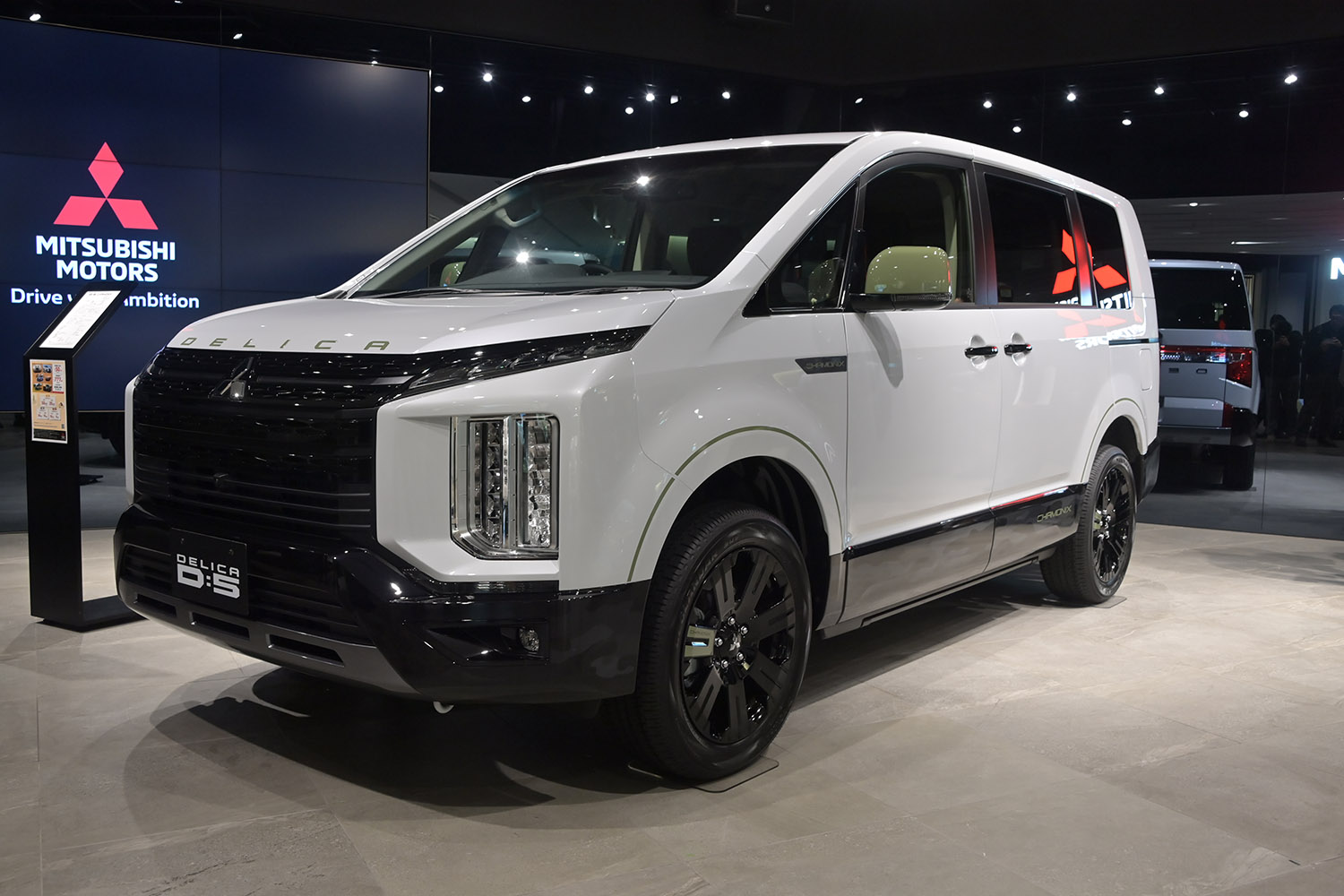 今日明日取引限定 デリカ シャモニー D5 純正 4本 18インチ アルミホイール