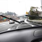 【画像】多くのドライバーを悩ませる「フロントガラスの曇り」　一番の原因は「ガラスの汚れ」だった！ 〜 画像2
