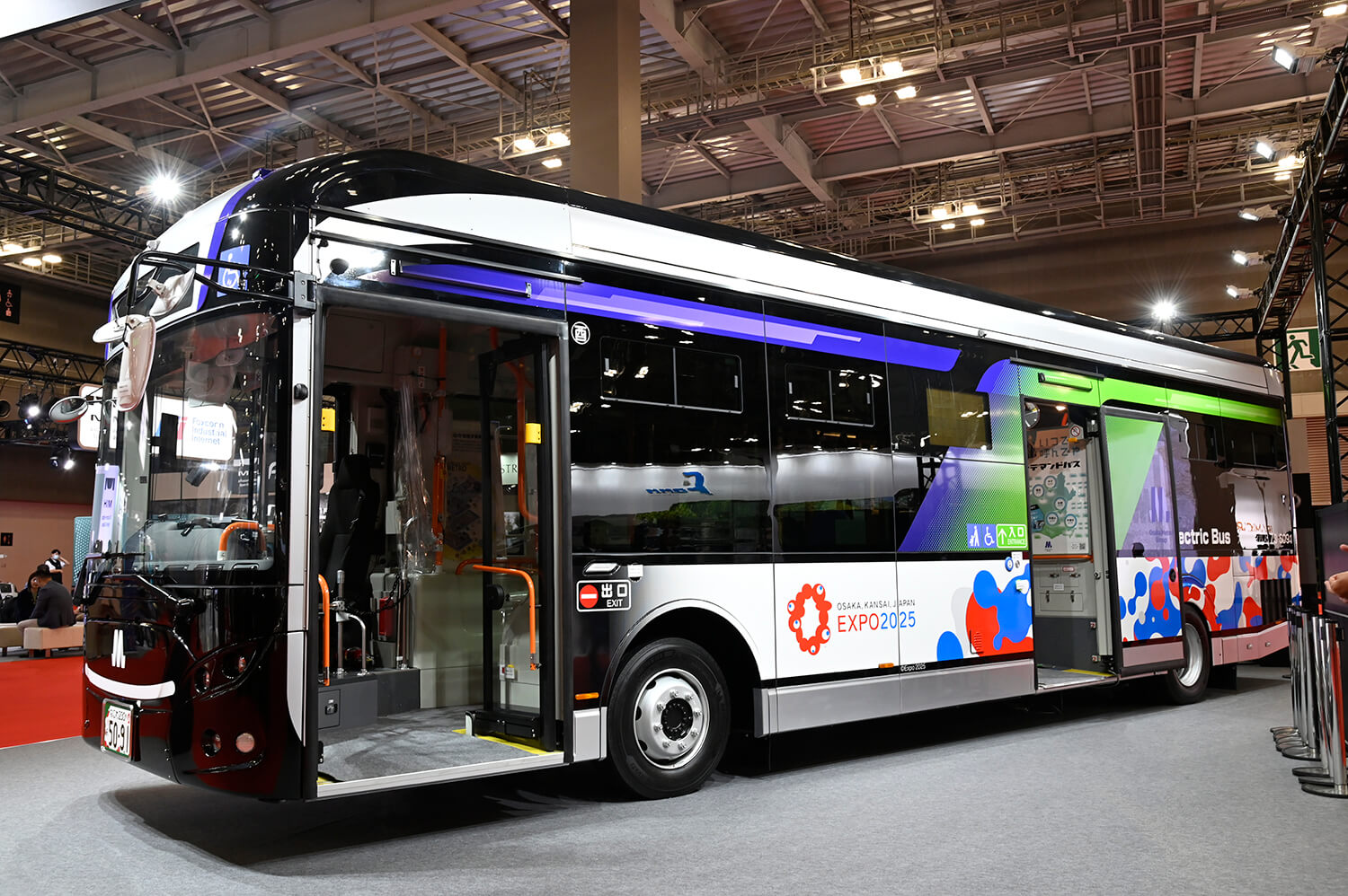 EVモーターズ・ジャパンのEVバス「F8シリーズ2-シティバス」のフロントスタイリング 〜 画像2