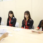 【画像】むさ苦しいWEB  CARTOP編集部に４人の美女が降臨!!　2024年1月開催の東京オートサロンのイメージガール「A-CLASS」がやってきた！ 〜 画像4