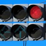 【画像】矢印型信号機の「←↑→」同時全点灯って「青」信号と何が違う？　じつは交通事故を減らすために効果的な策だった 〜 画像7