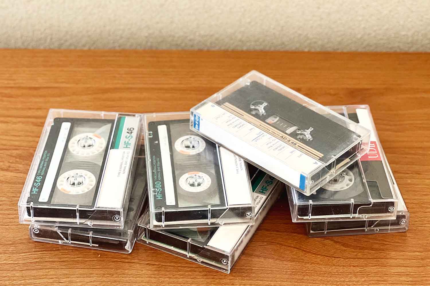 複数個のカセットテープ 〜 画像4