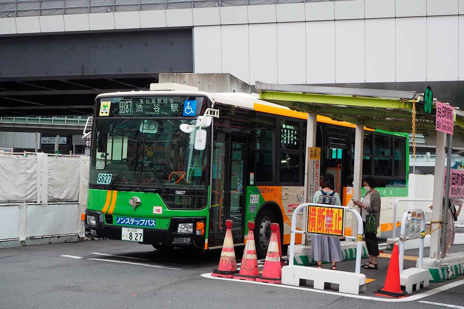 運行中の都営バス 〜 画像4