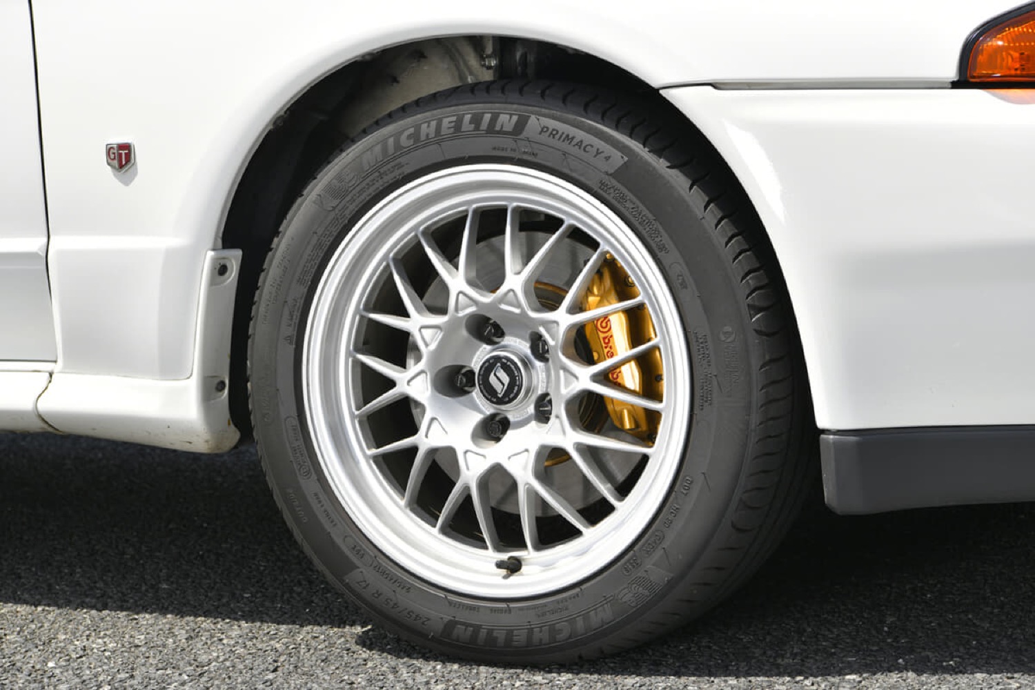 日産スカイラインGT-R（R32）Vスペックのブレンボ製ブレーキ 〜 画像13