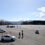 【画像】富士スピードウェイなのにコースじゃなくて「あえて駐車場」でレッスン……ってナゼ？　トヨタモビリティ神奈川の狙いと思いを直撃した！ 〜 画像3