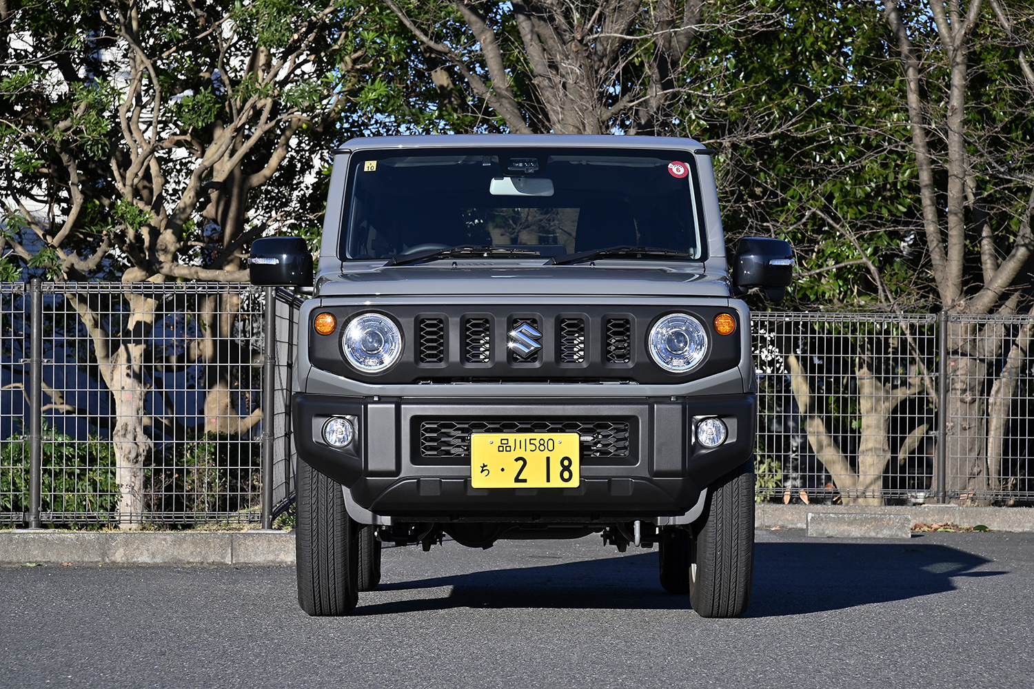 登場したての「東京都の地方版図柄入りナンバープレート」を社用車「ジムニー」に着けてみた 〜 画像1