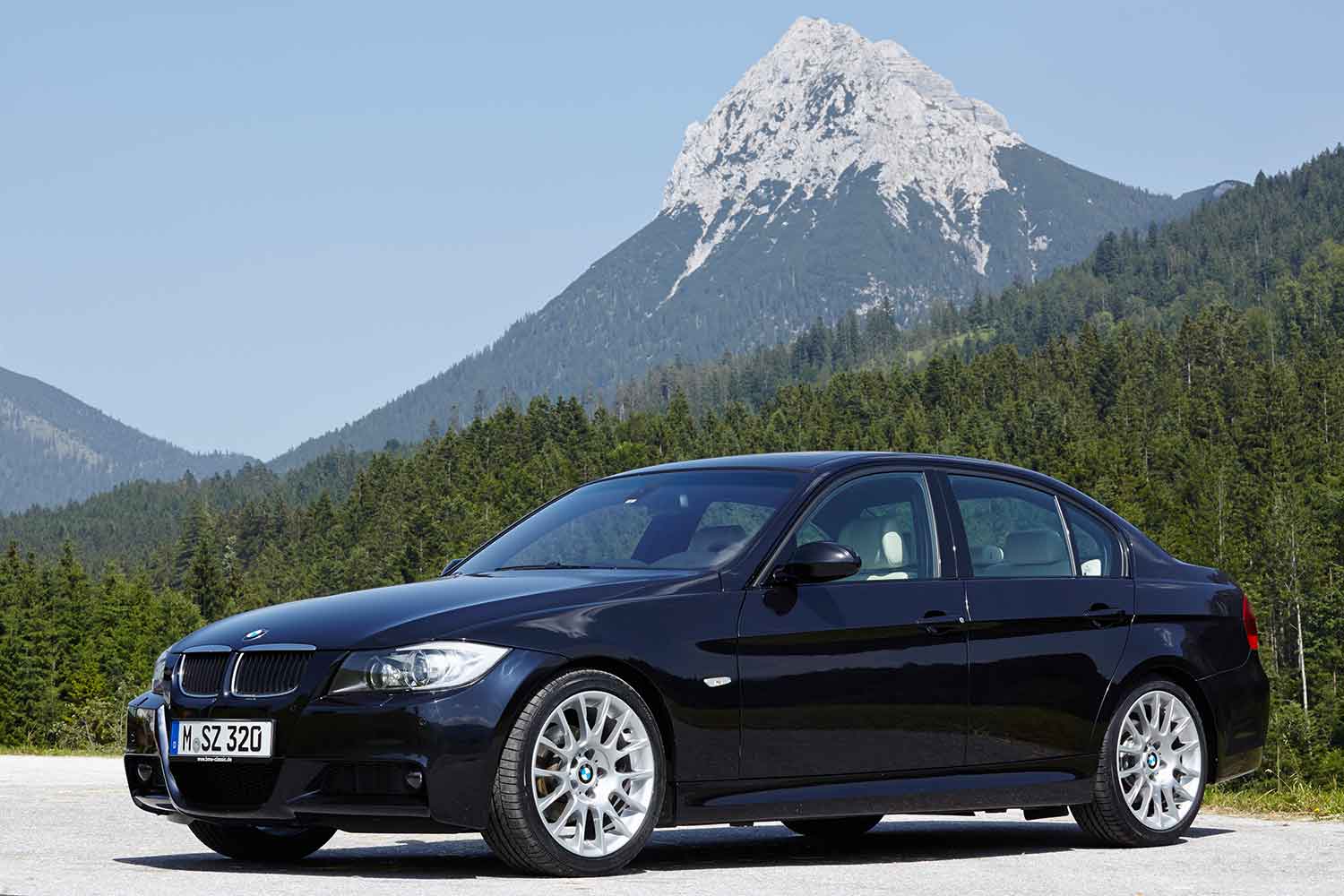 BMW3シリーズセダン（E90）