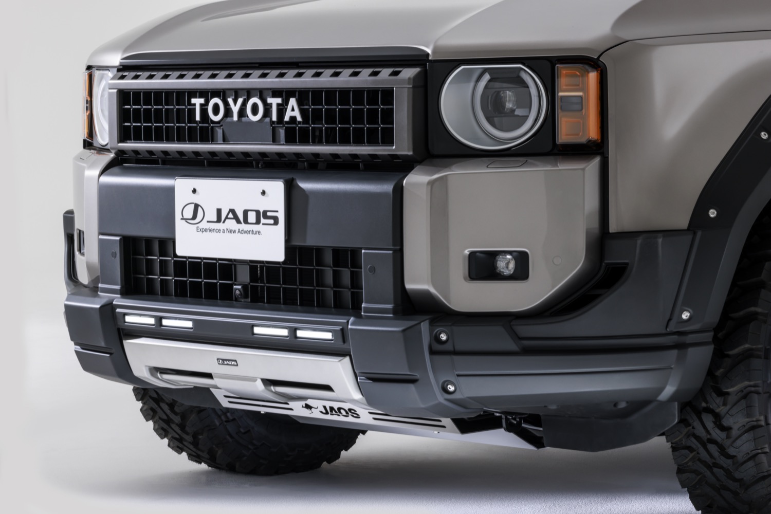 トヨタがランドクルーザー250を発売！ 話題の丸目ヘッドライトはオプション設定 | 自動車情報・ニュース WEB CARTOP - 2ページ目