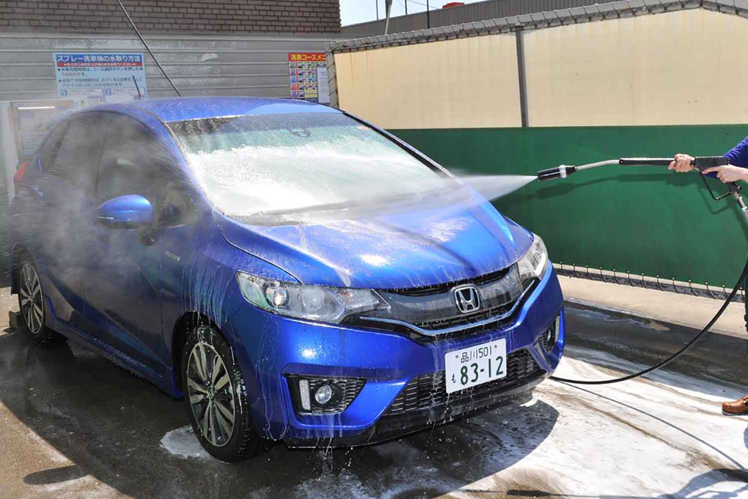 洗車している様子 〜 画像3