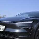 【試乗】「世界一売れたクルマ」の最新モデルに乗った！　テスラ・モデルＹは性能バランスにすぐれたEVのベンチマーク!!