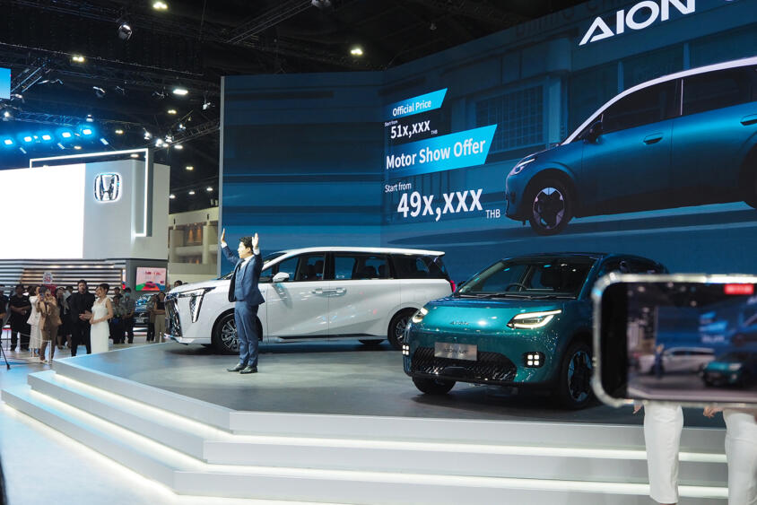 ショー会場で買えばBYDのATTO3が日本より100万円以上安い！　バンコク国際モーターショーでみた中国車のあり得ない攻勢!!