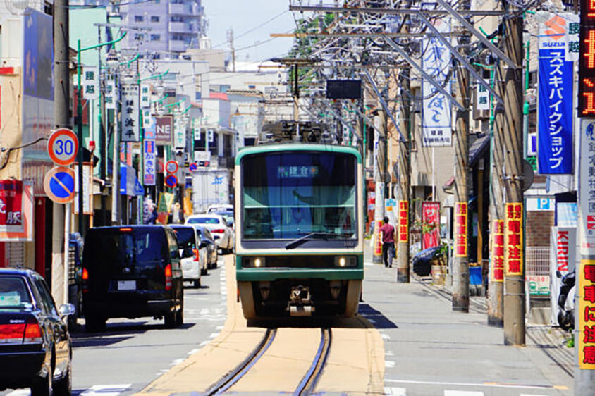 路面電車は鉄道とは違う！　クルマ好きをもなぜか魅了する全国各地の路面電車が面白い