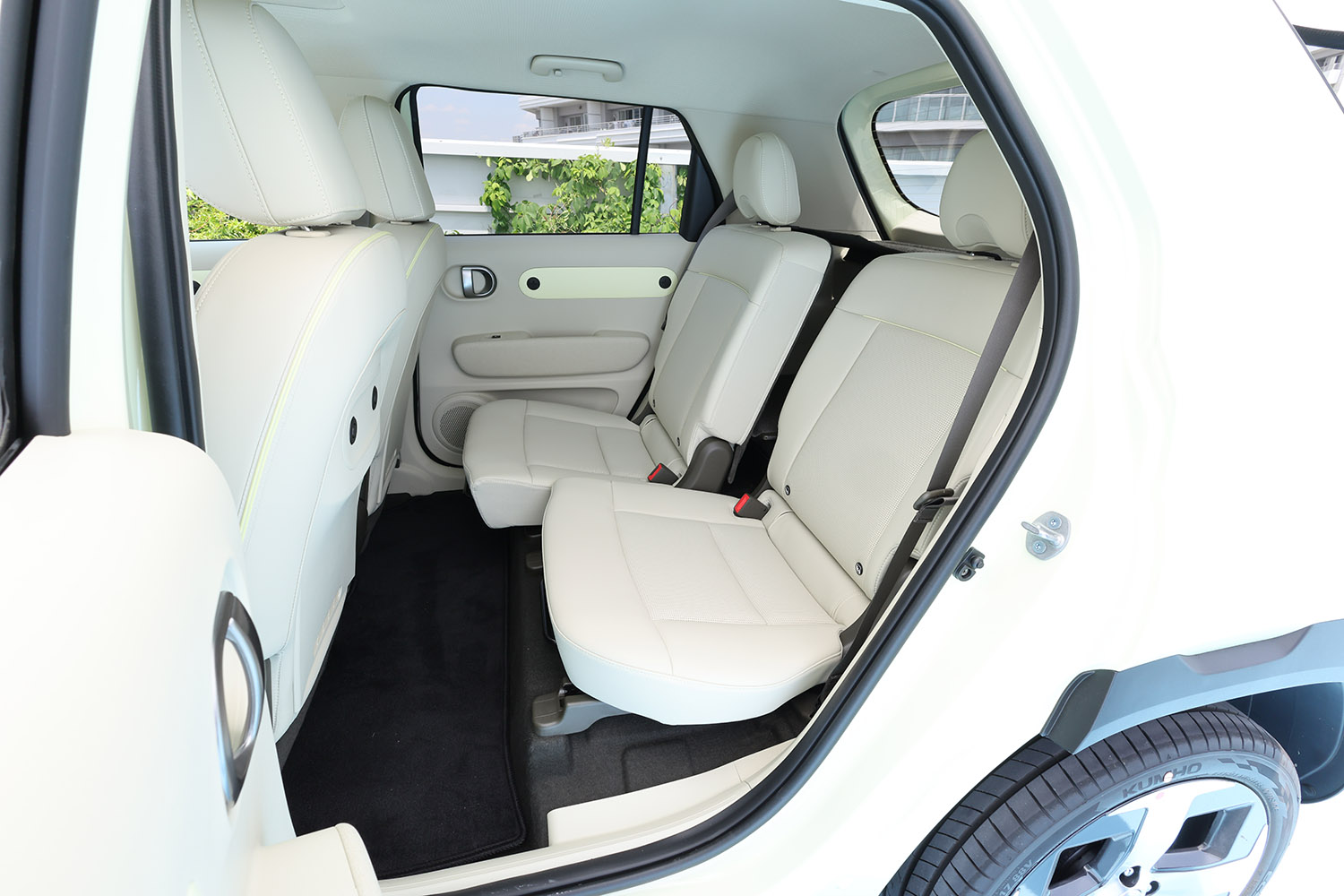 ヒョンデ・インスターのリヤシート