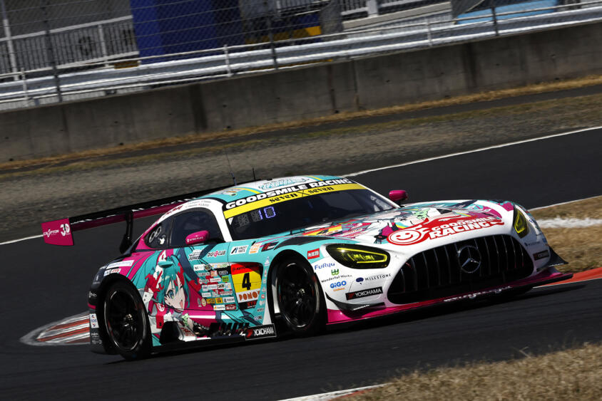 ベテランコンビが操るSUPER GT界最速の痛車は14年目に突入