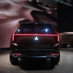 【画像】「今後の三菱はどんどんシンプルになる」ってダイナミックシールドはどうなるの!?　「ELEVANCE Concept」のデザインに隠された「格、鍛、純」の秘密【ジャパンモビリティショー2025】 〜 画像2