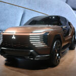 【画像】「今後の三菱はどんどんシンプルになる」ってダイナミックシールドはどうなるの!?　「ELEVANCE Concept」のデザインに隠された「格、鍛、純」の秘密【ジャパンモビリティショー2025】 〜 画像5