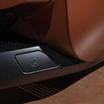 【画像】「今後の三菱はどんどんシンプルになる」ってダイナミックシールドはどうなるの!?　「ELEVANCE Concept」のデザインに隠された「格、鍛、純」の秘密【ジャパンモビリティショー2025】 〜 画像14