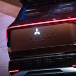 【画像】「今後の三菱はどんどんシンプルになる」ってダイナミックシールドはどうなるの!?　「ELEVANCE Concept」のデザインに隠された「格、鍛、純」の秘密【ジャパンモビリティショー2025】 〜 画像46