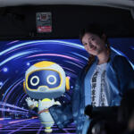 【画像】「なんでやねん！」気がつきゃ大阪マスターに!!　XRを利用した没入型観光バスの取り組み 〜 画像11