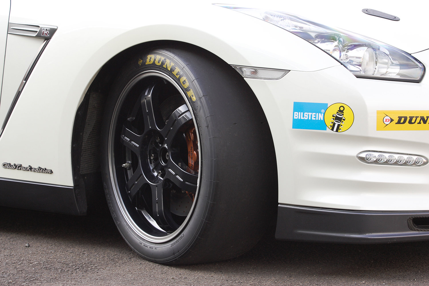 日産GT-R クラブトラックエディションのタイヤ