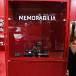 【画像】本当にベルガーがF1で使っていたパーツがアクセサリーに！　レースファン垂涎のアイテムの正体とは 〜 画像1