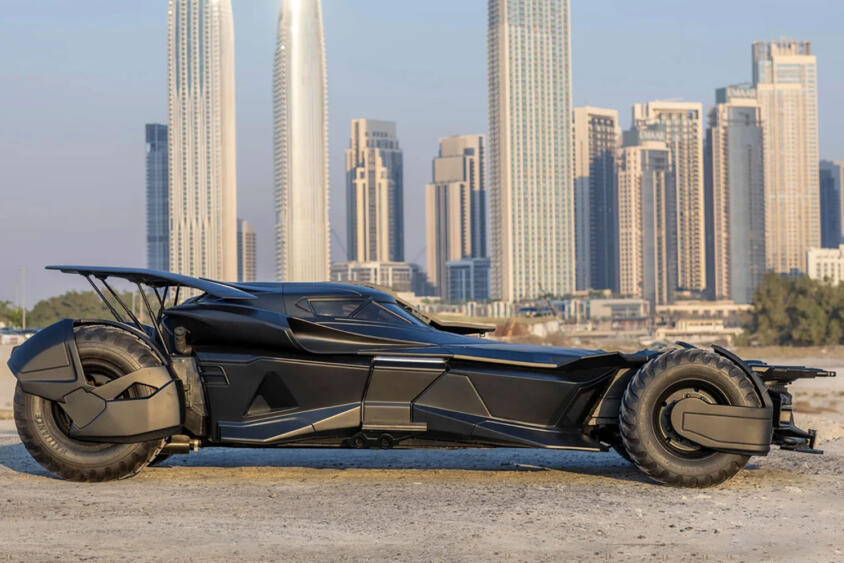 この冗談みたいな装甲車は「CL55 AMG」の改造車ってマジか！　常軌を逸した超絶カスタムの中身に迫る