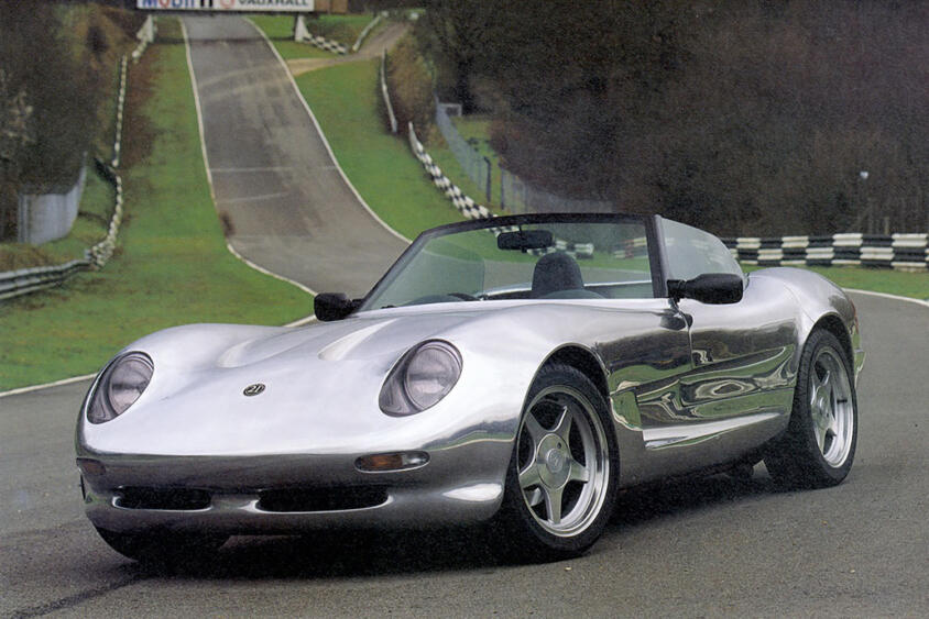 エリーゼさえいなきゃ……結果49台しか生産されなかった！　歴史に埋もれた激レア軽量スポーツカー「ケータハム21」