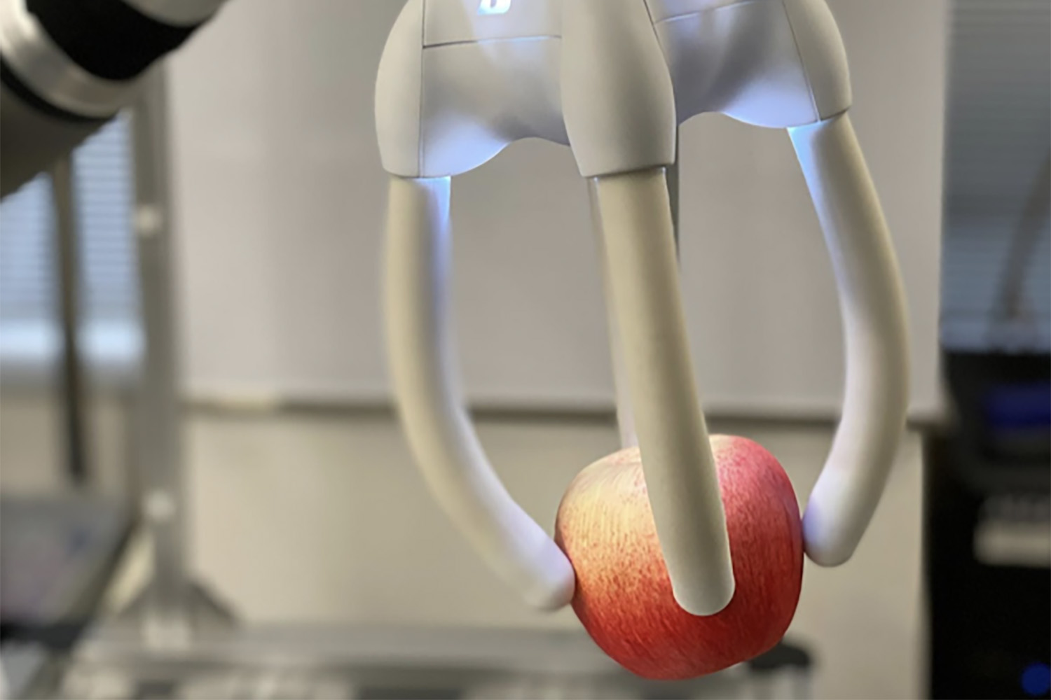 ブリヂストンのロボットハンド「TETOTE」