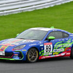 【画像】新しいマシンに新しい路面と初めて尽くしで挑む激戦の鈴鹿！　GR86／BRZ Cup第６戦に挑んだチームタクティに課された試練 〜 画像89